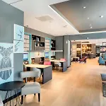 Premier Centre