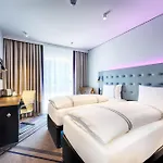 Premier Centre Hotel 3*