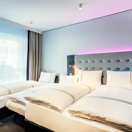 Premier Centre Hotel