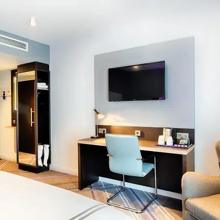 Premier Centre Hotel